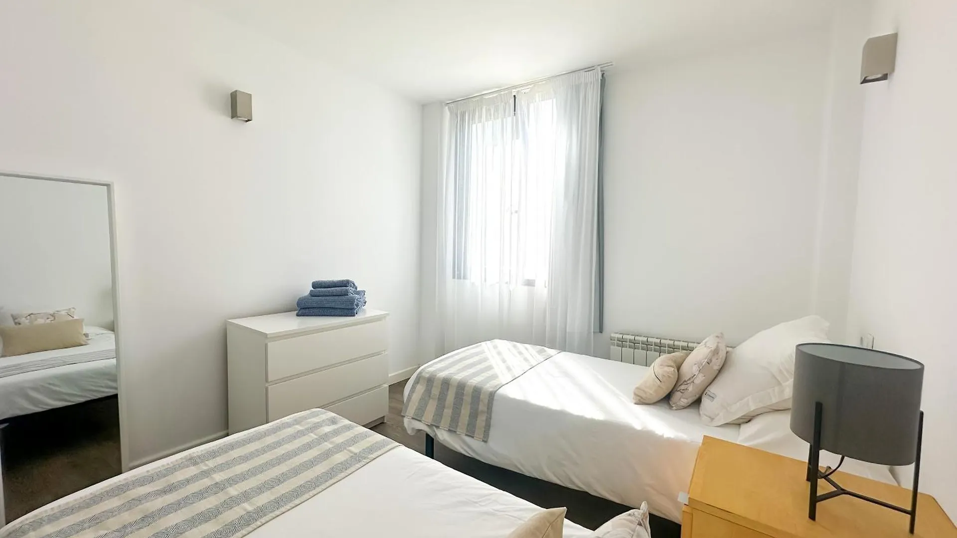 Moderna Villa Con Piscina En Palma De Mallorca España